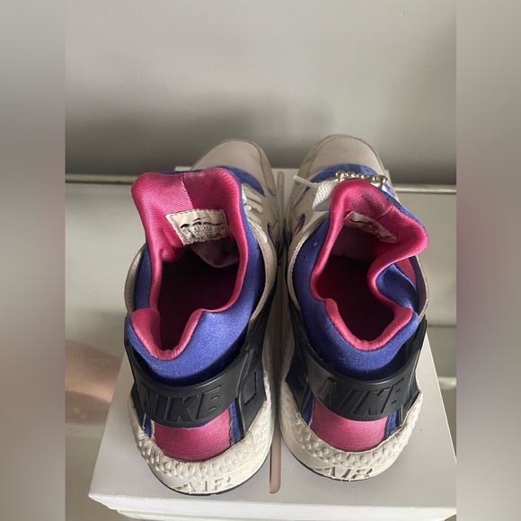 Nike Air Huarache - Picture 11 of 14